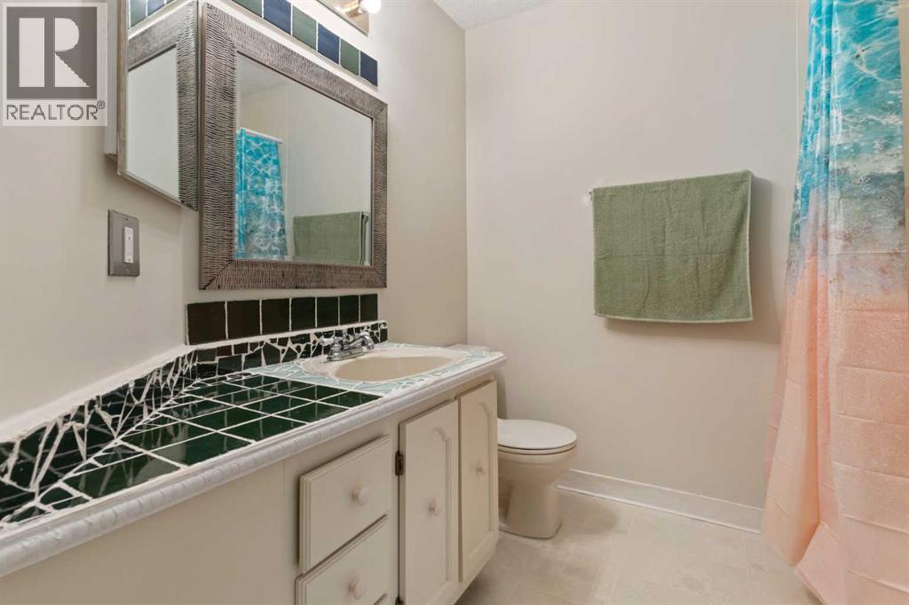 Single Family House for Sale in   Mount Pleasant Drive Mount Pleasant Camrose 