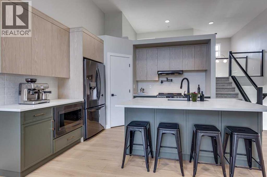 Single Family House Bi-level for Sale in  Emerald Drive Evergreen Red Deer 