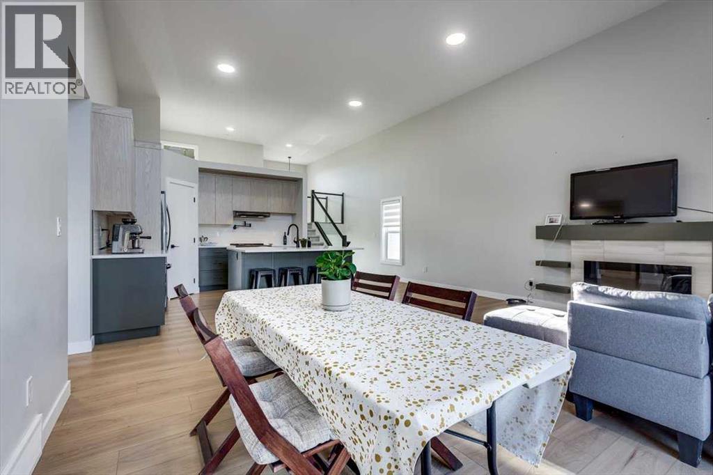 Single Family House Bi-level for Sale in  Emerald Drive Evergreen Red Deer 