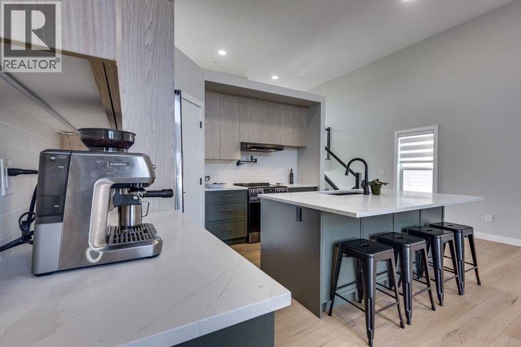 Single Family House Bi-level for Sale in  Emerald Drive Evergreen Red Deer 