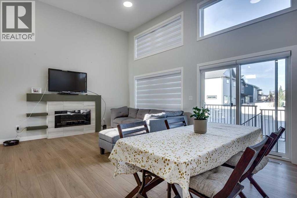 Single Family House Bi-level for Sale in  Emerald Drive Evergreen Red Deer 