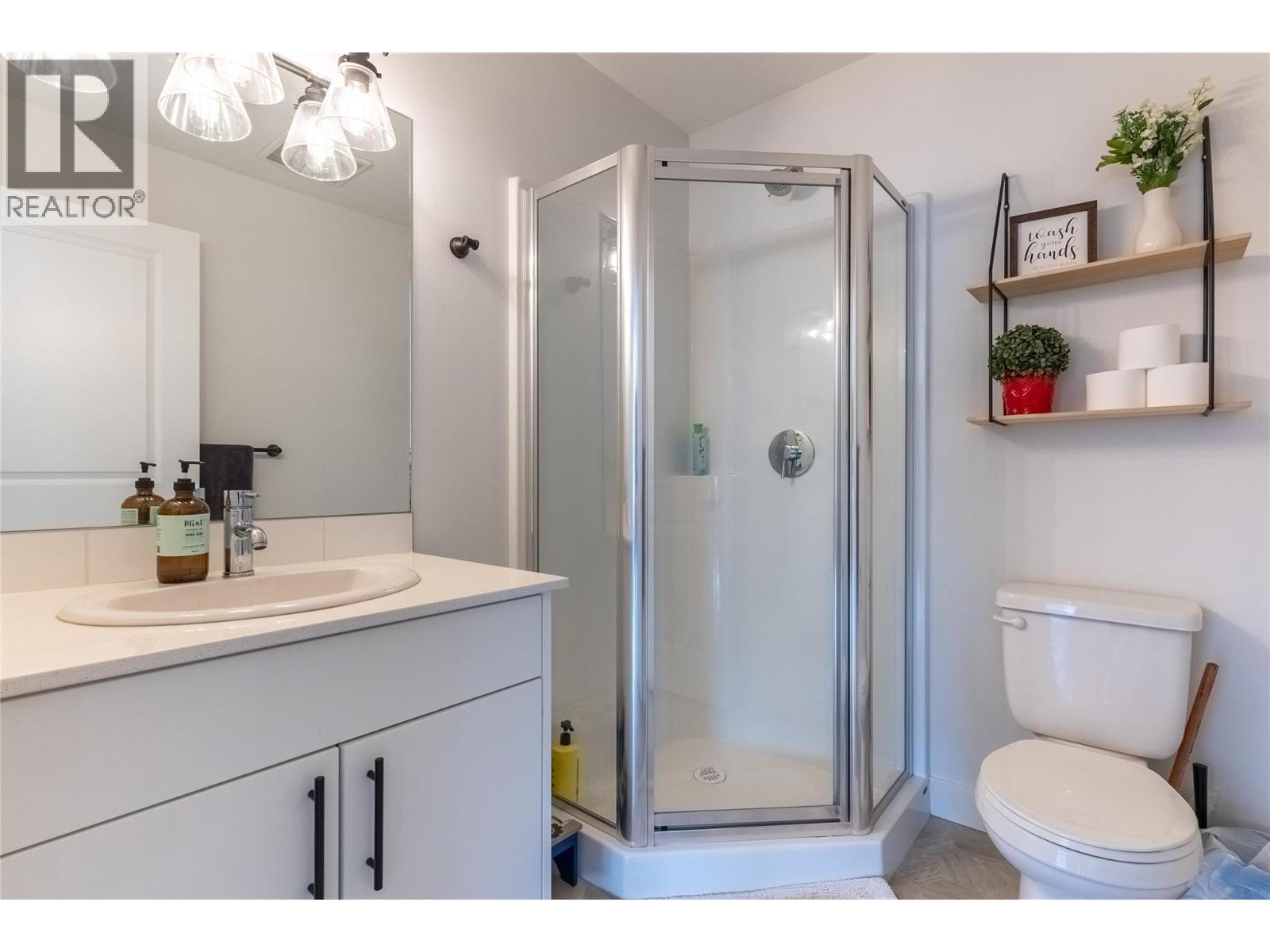 #158 8800 DALLAS DRIVE - 22