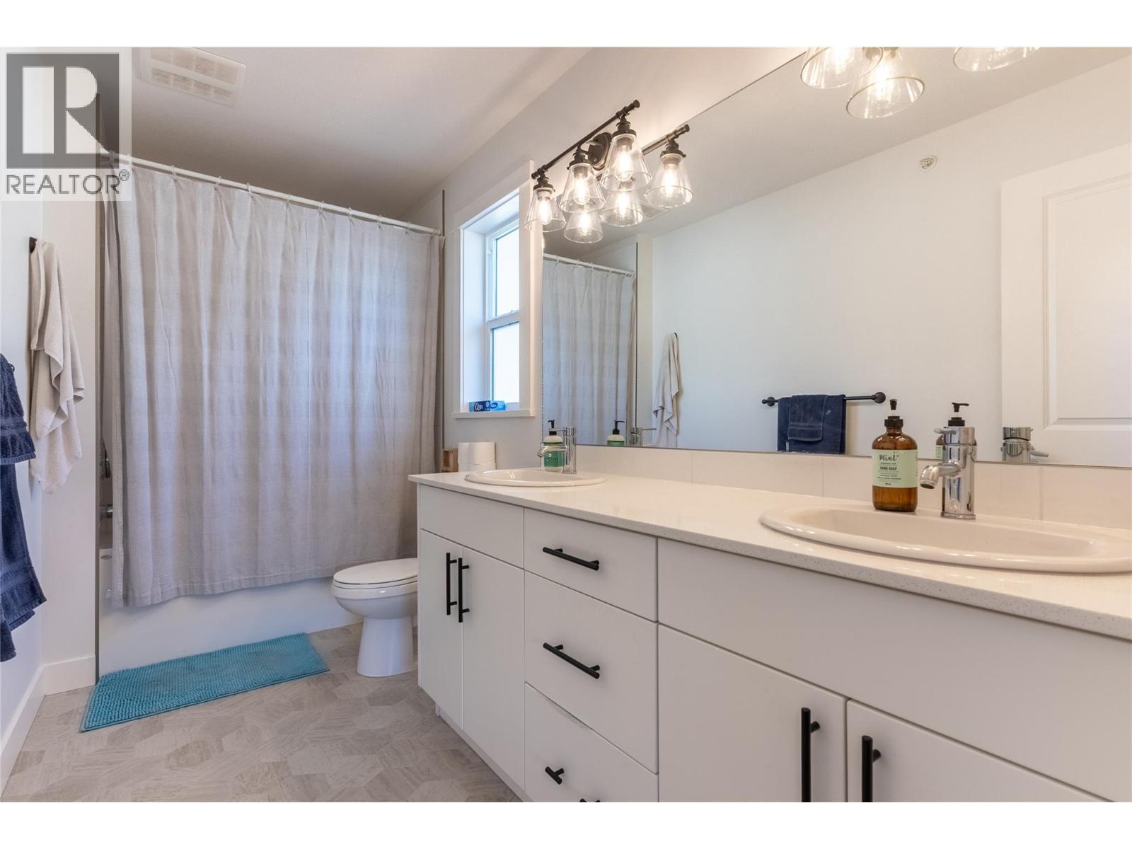 #158 8800 DALLAS DRIVE - 19