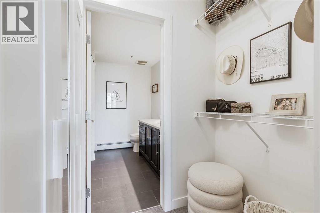 Single Family House for Sale in    Avenue NE Tuxedo Park Calgary 