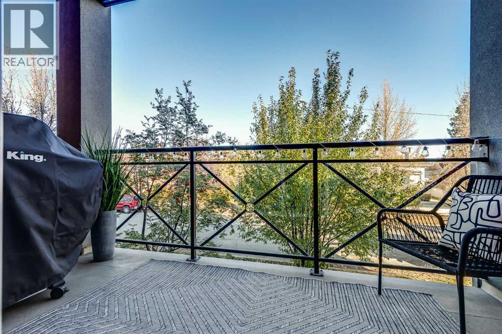 Single Family House for Sale in    Avenue NE Tuxedo Park Calgary 