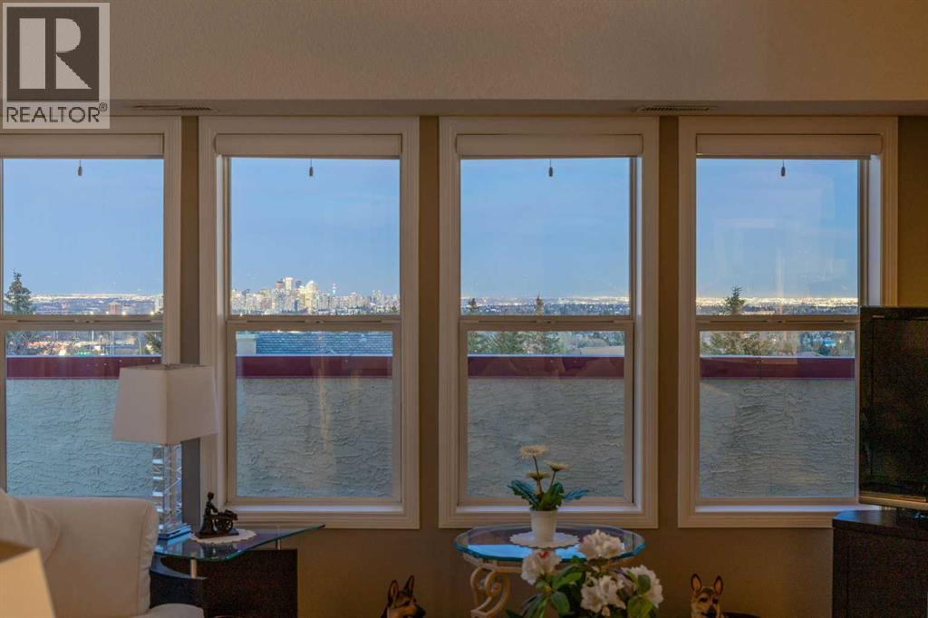 Single Family House Loft for Sale in   Simcoe Boulevard SW Signal Hill Calgary 