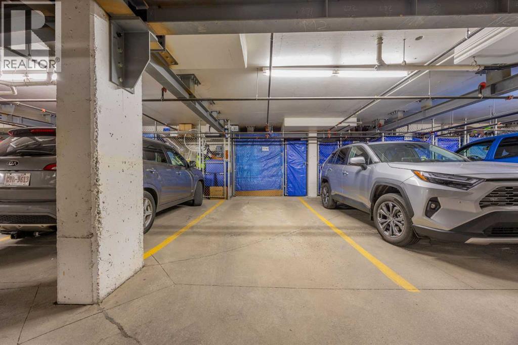 Single Family House Loft for Sale in   Simcoe Boulevard SW Signal Hill Calgary 