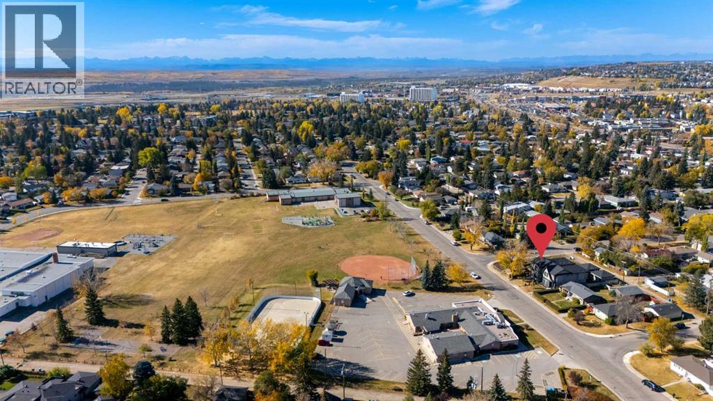 Single Family House for Sale in   Avenue SW Glamorgan Calgary 