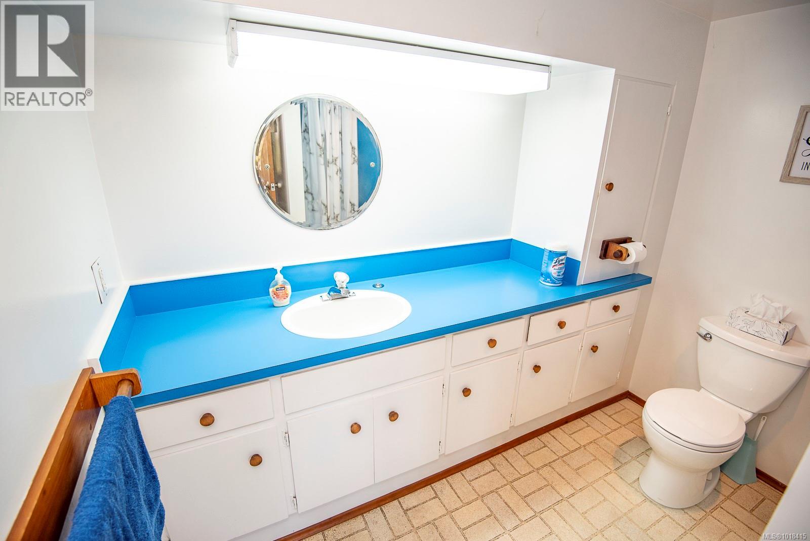 Single Family House Westcoast for Sale in  Pemberton Rd Victoria 