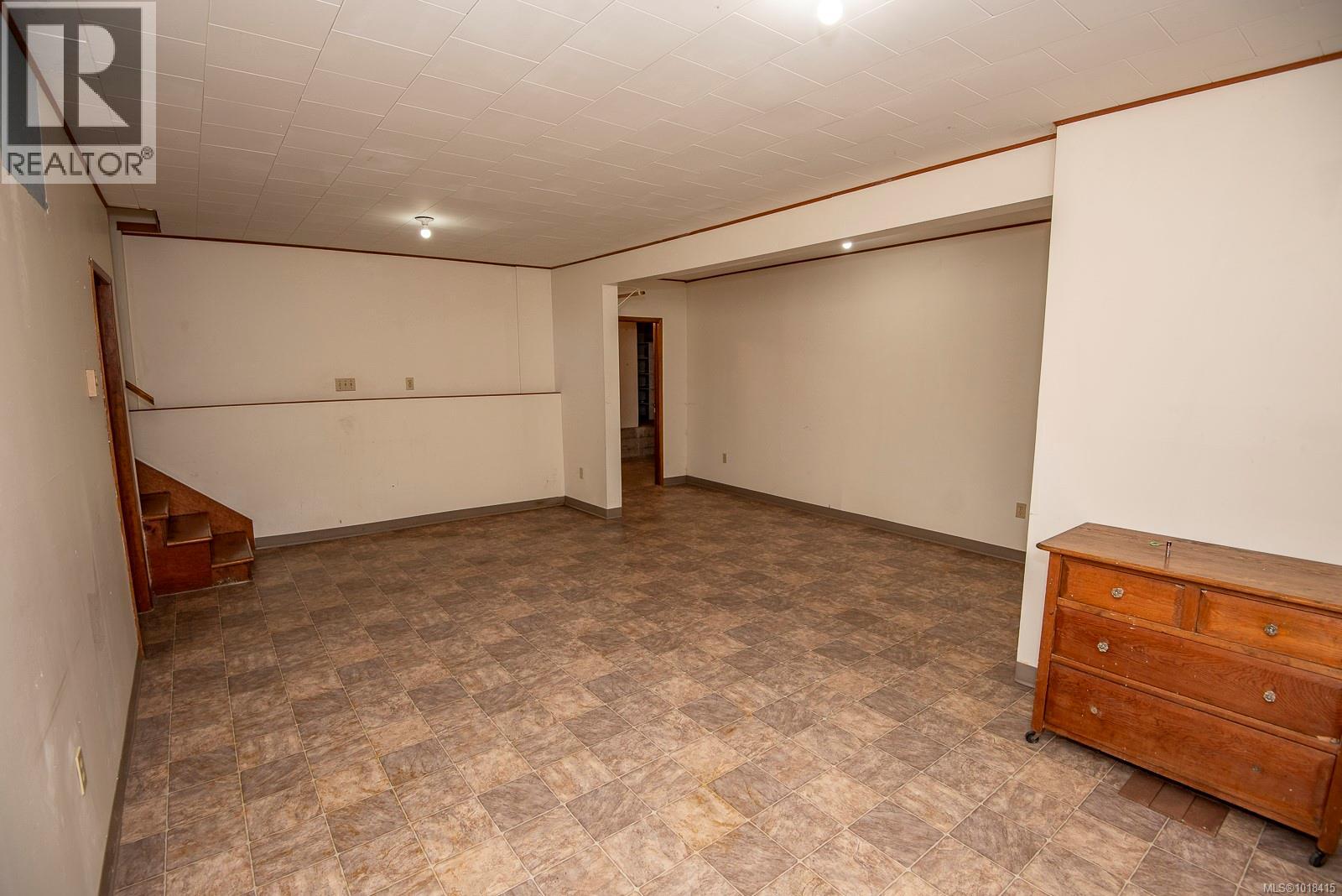 Single Family House Westcoast for Sale in  Pemberton Rd Victoria 