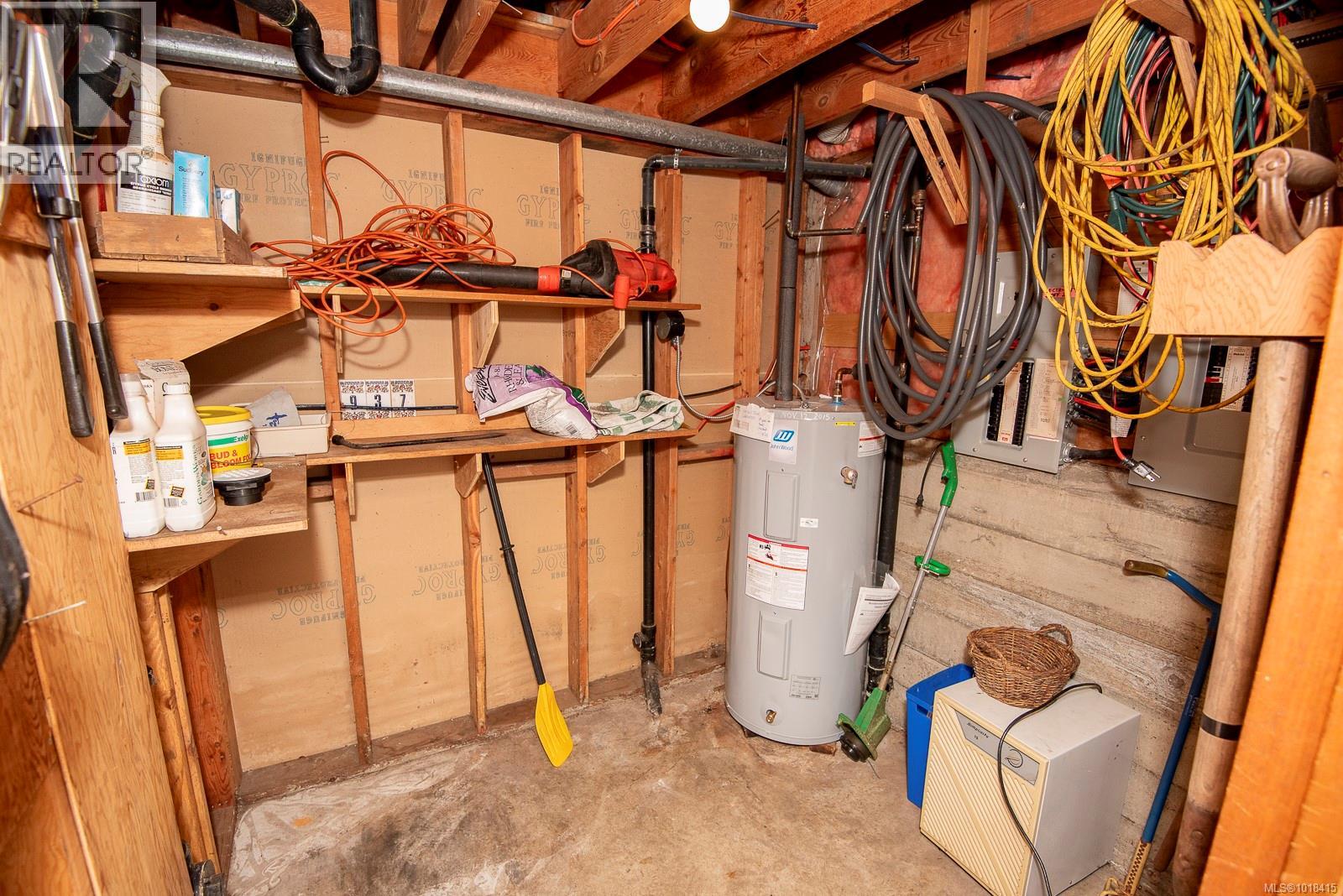 Single Family House Westcoast for Sale in  Pemberton Rd Victoria 