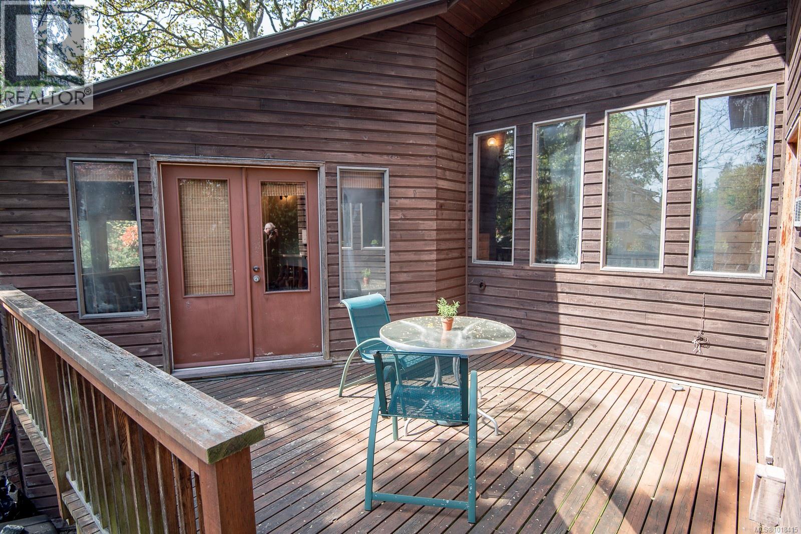 Single Family House Westcoast for Sale in  Pemberton Rd Victoria 