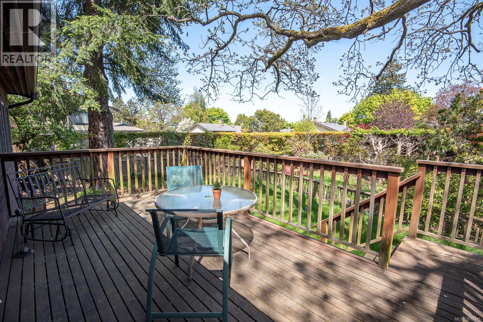 Single Family House Westcoast for Sale in  Pemberton Rd Victoria 