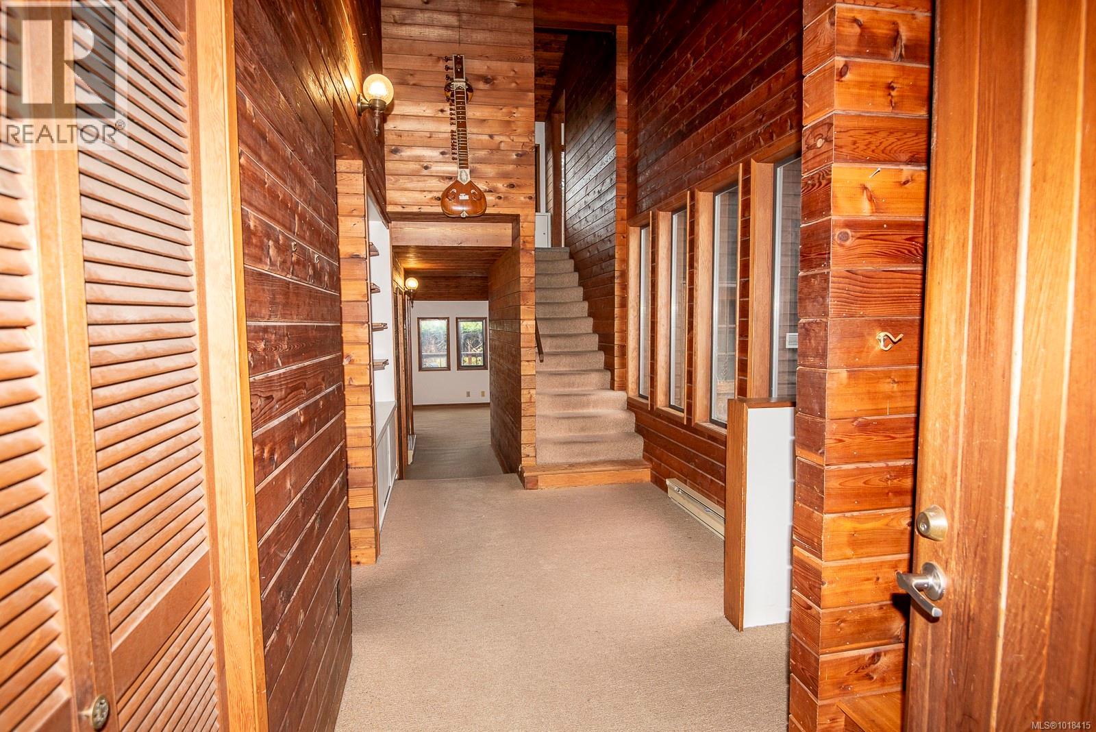 Single Family House Westcoast for Sale in  Pemberton Rd Victoria 