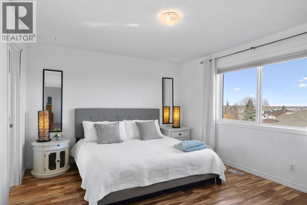 Single Family House for Sale in  Hidden Park NW Hidden Valley Calgary 