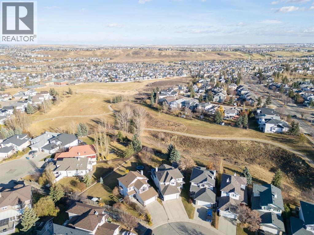 Single Family House for Sale in  Hidden Park NW Hidden Valley Calgary 