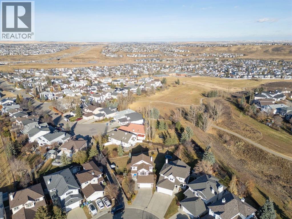 Single Family House for Sale in  Hidden Park NW Hidden Valley Calgary 