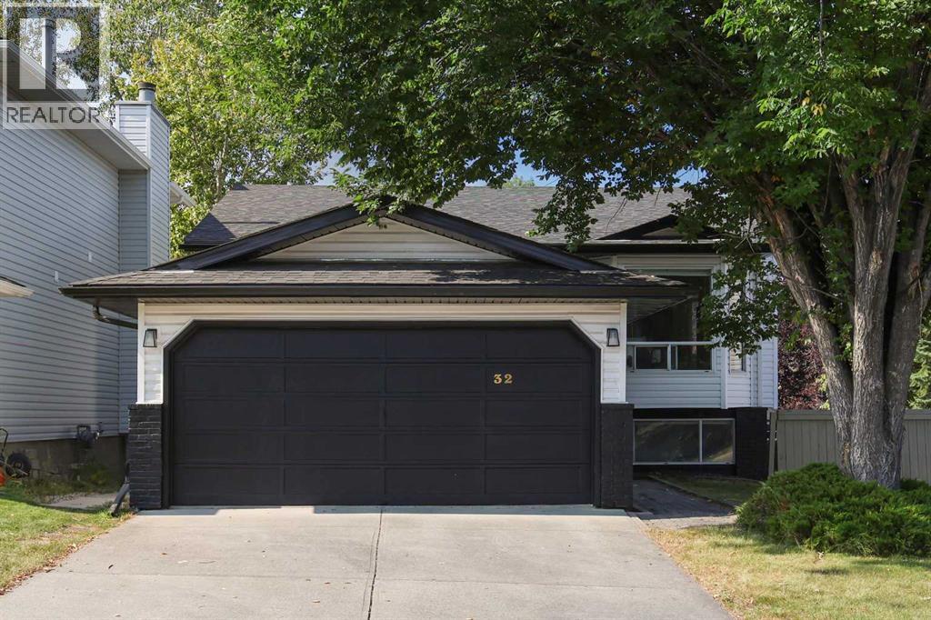 32 Rivercroft Close SE, Calgary, Alberta