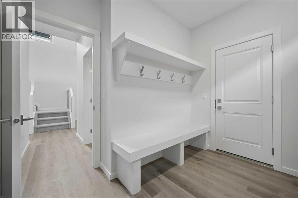 Single Family House for Sale in  Emerald Drive Evergreen Red Deer 