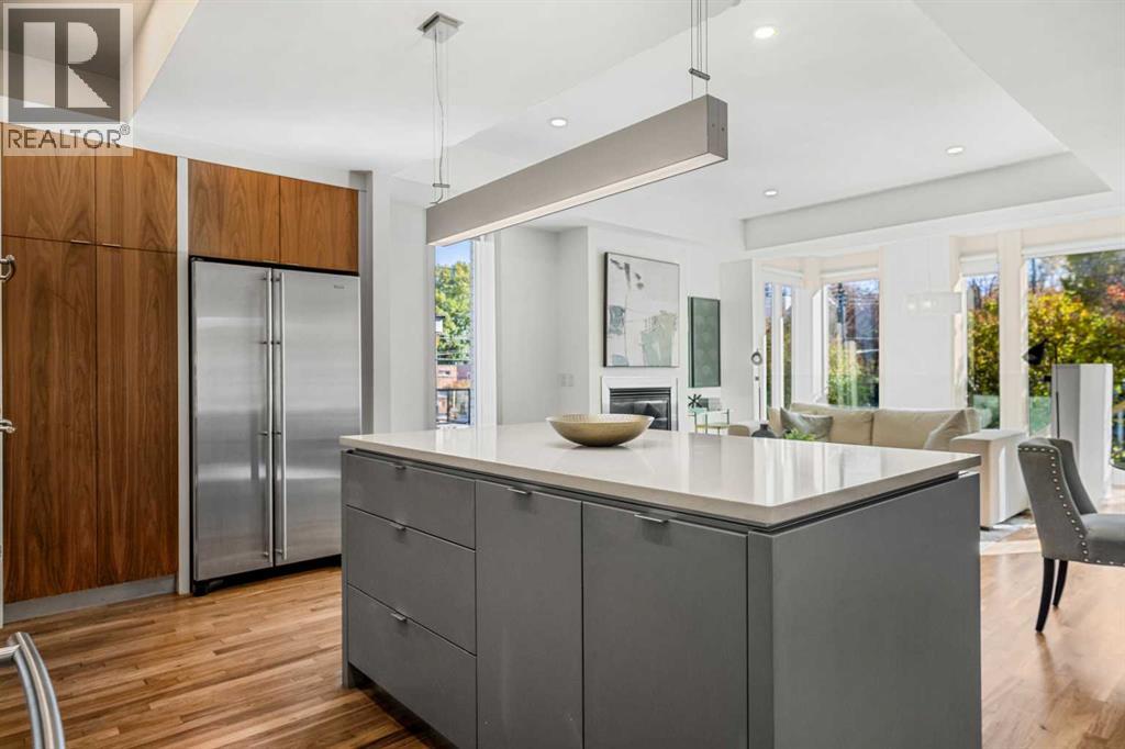 Single Family House for Sale in   Avenue SW Bankview Calgary 