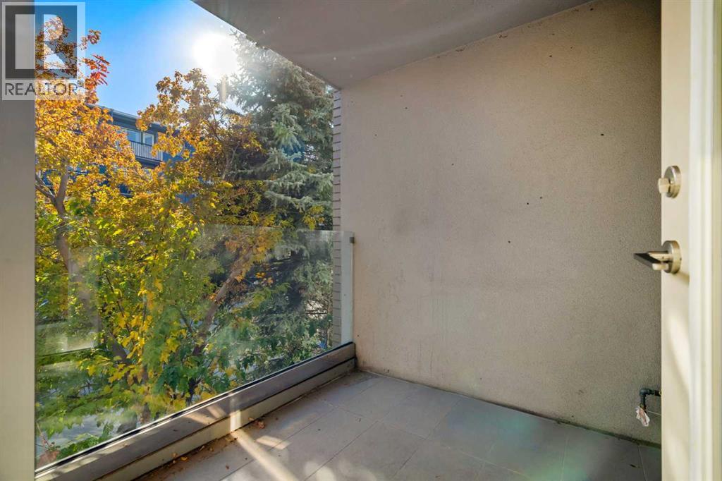 Single Family House for Sale in   Avenue SW Bankview Calgary 