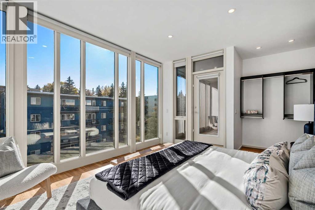 Single Family House for Sale in   Avenue SW Bankview Calgary 