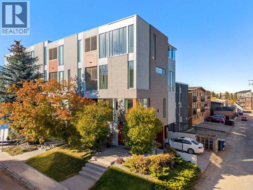 Single Family House for Sale in   Avenue SW Bankview Calgary 