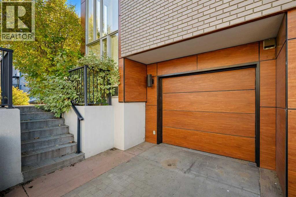 Single Family House for Sale in   Avenue SW Bankview Calgary 