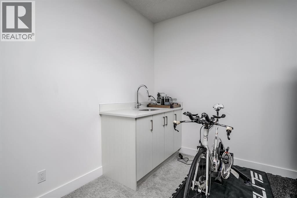 Single Family House Bungalow for Sale in    Avenue SW Altadore Calgary 