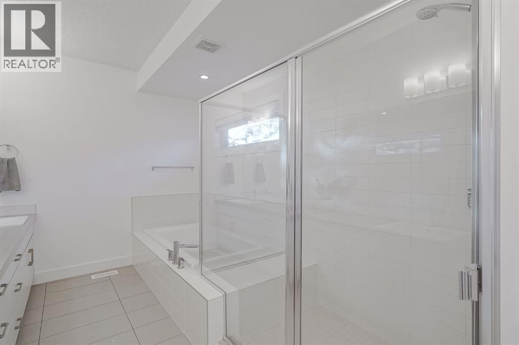 Single Family House Bungalow for Sale in    Avenue SW Altadore Calgary 