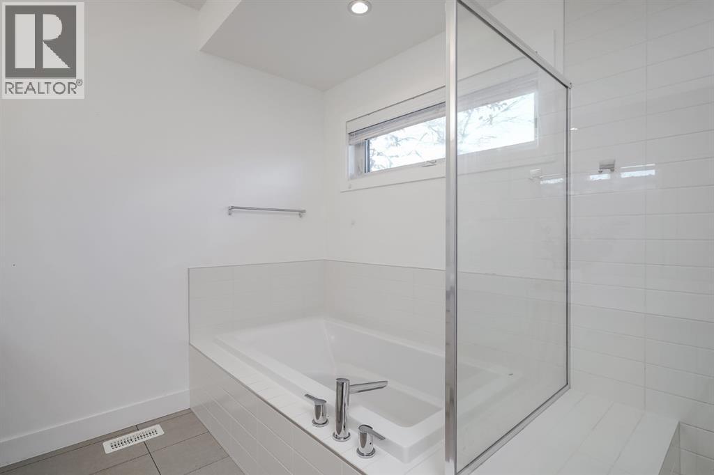 Single Family House Bungalow for Sale in    Avenue SW Altadore Calgary 