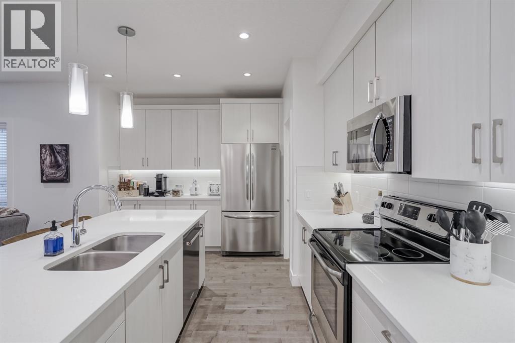 Single Family House Bungalow for Sale in    Avenue SW Altadore Calgary 