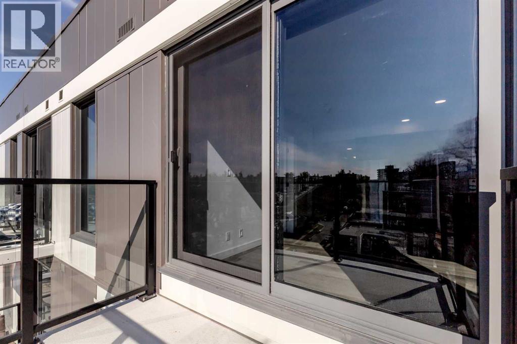 Single Family House for Sale in    Street NE Crescent Heights Calgary 