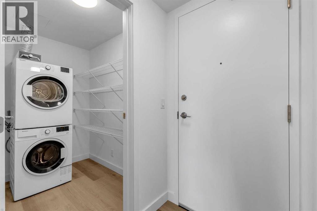 Single Family House for Sale in    Street NE Crescent Heights Calgary 