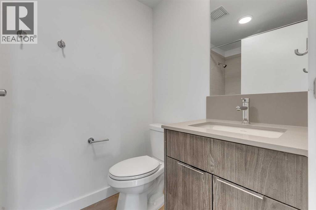 Single Family House for Sale in    Street NE Crescent Heights Calgary 