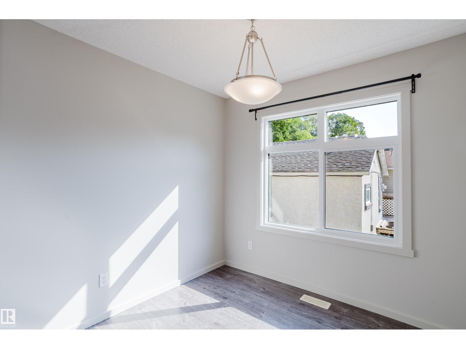 12038 62 ST NW, Edmonton