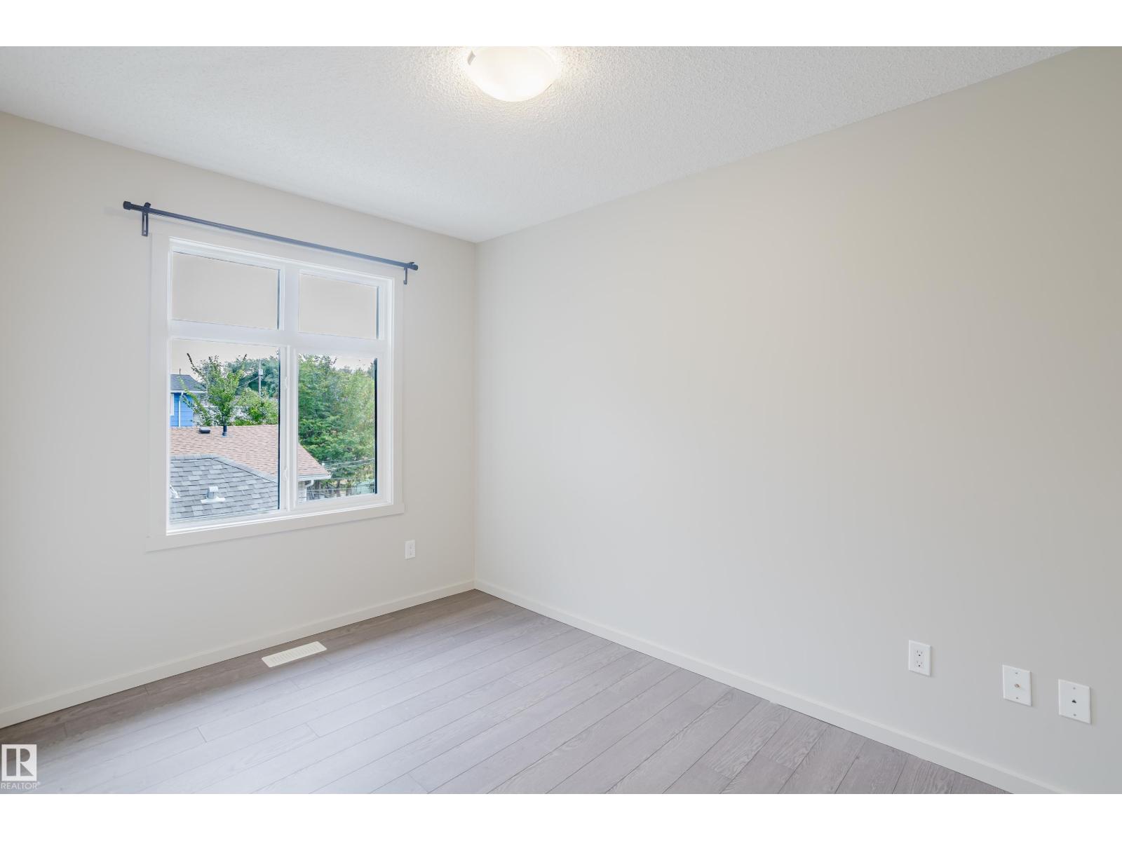 12038 62 ST NW, Edmonton