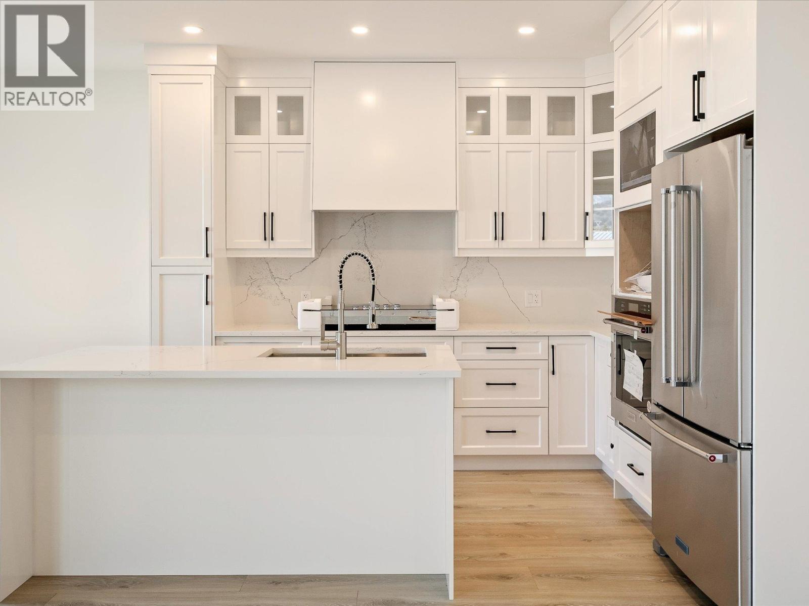 1005 PHARE CRESCENT, Pemberton