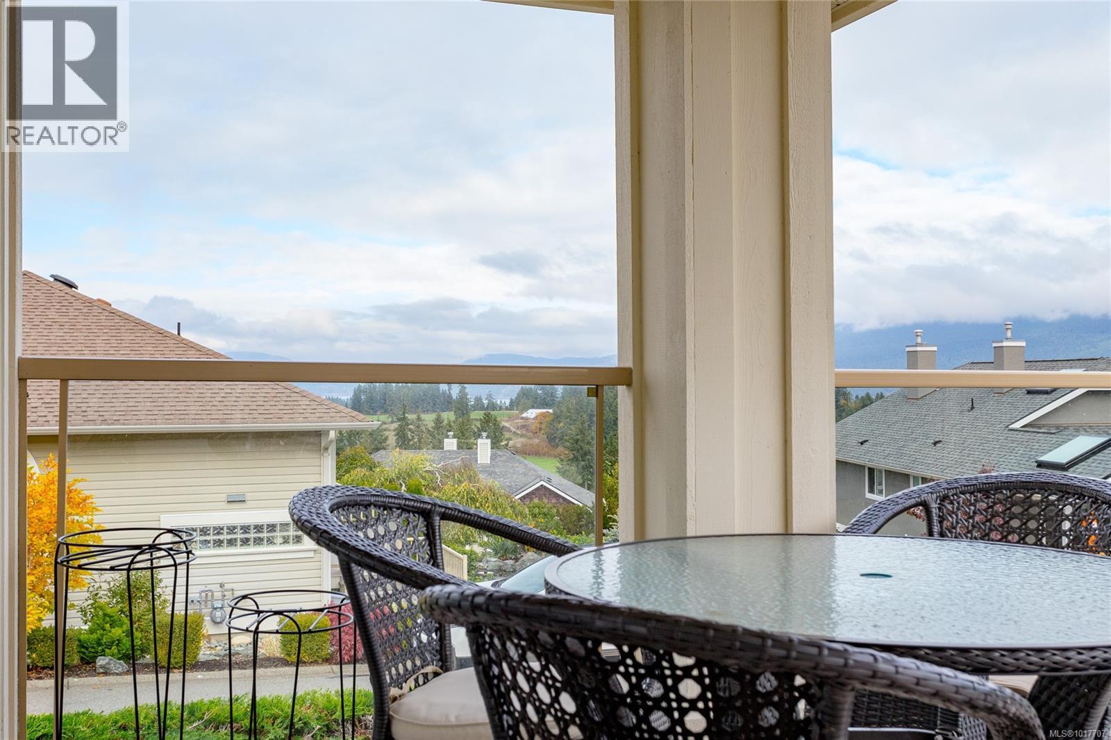 780 Country Club Dr, Cobble Hill