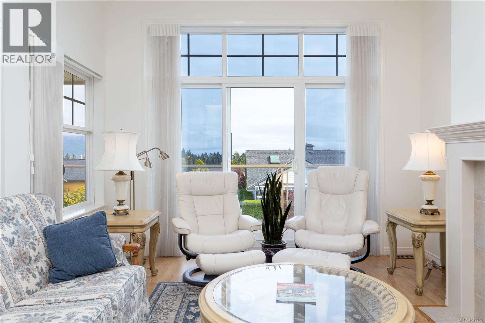 780 Country Club Dr, Cobble Hill