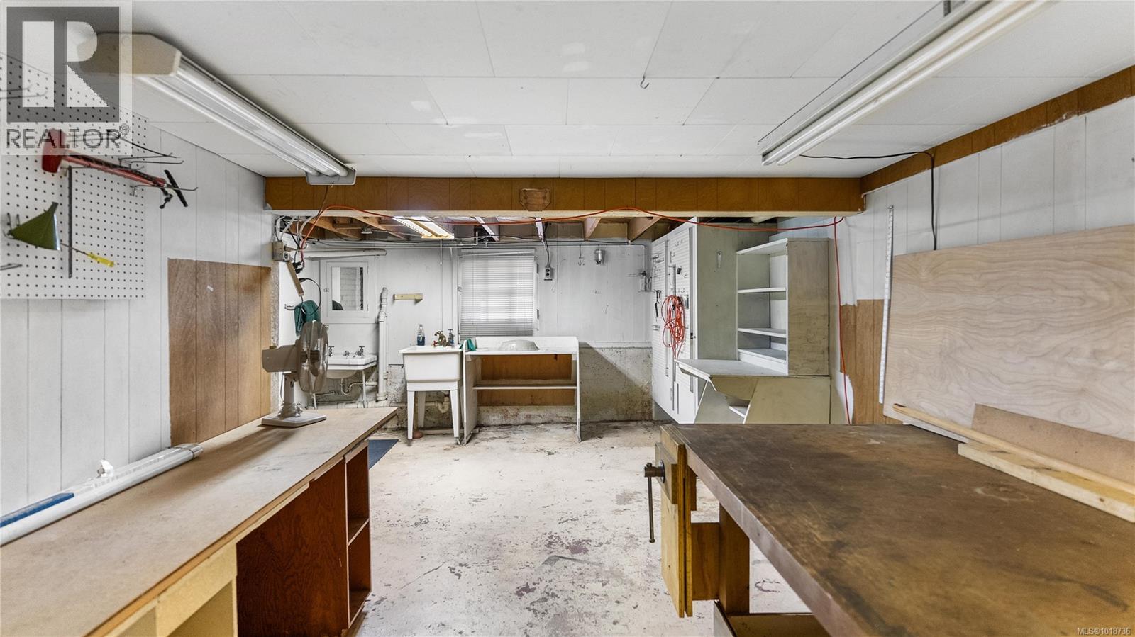  1296 Richardson Street, Victoria