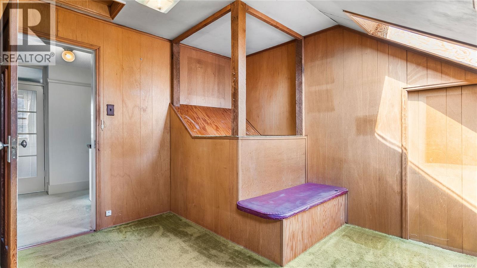  1296 Richardson Street, Victoria