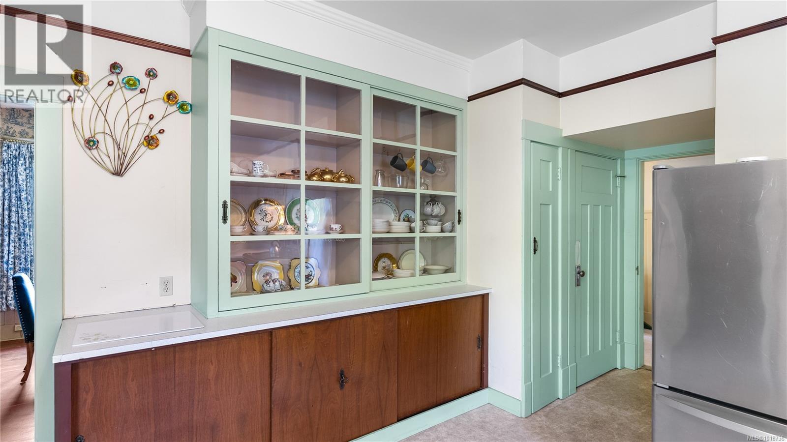  1296 Richardson Street, Victoria