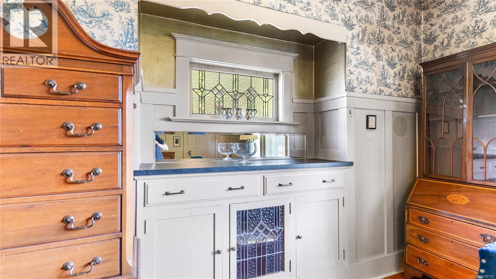  1296 Richardson Street, Victoria