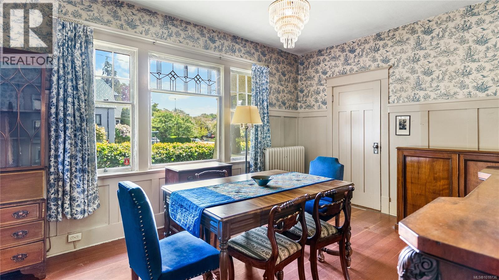  1296 Richardson Street, Victoria