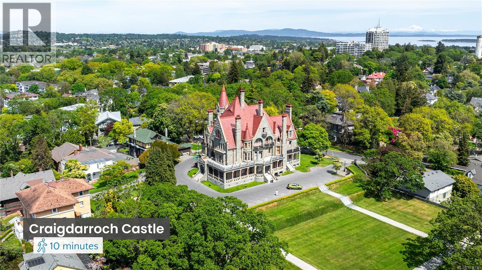  1296 Richardson Street, Victoria