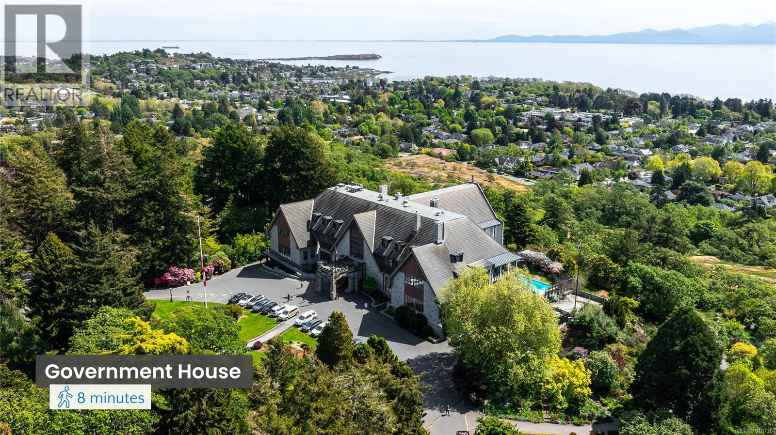  1296 Richardson Street, Victoria