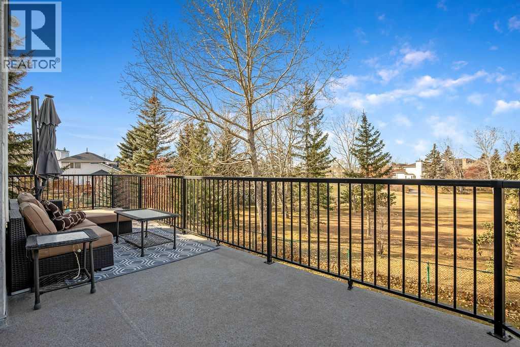 Single Family House for Sale in  Douglas Woods Grove SE Douglasdale/Glen Calgary 