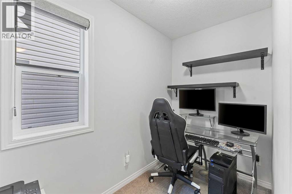 Single Family House for Sale in  Copperpond Avenue SE Copperfield Calgary 