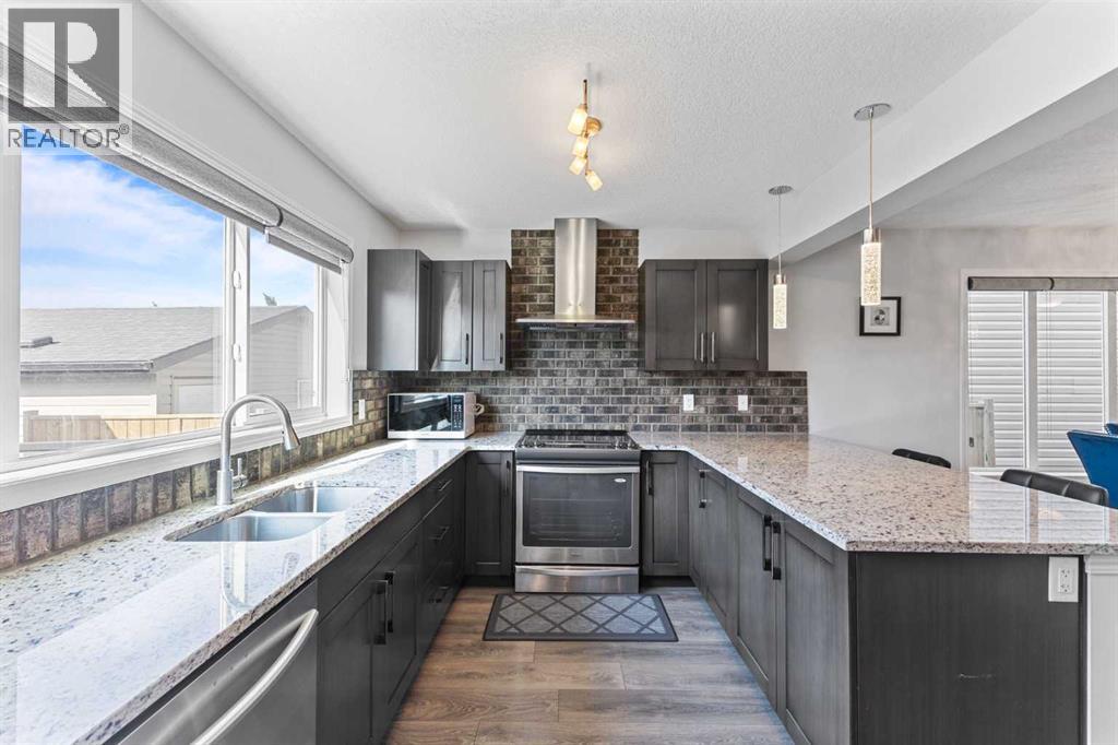 Single Family House for Sale in  Copperpond Avenue SE Copperfield Calgary 